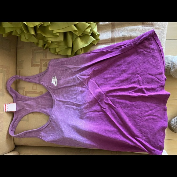 Nike Tops - Ombre Nike Tank Top